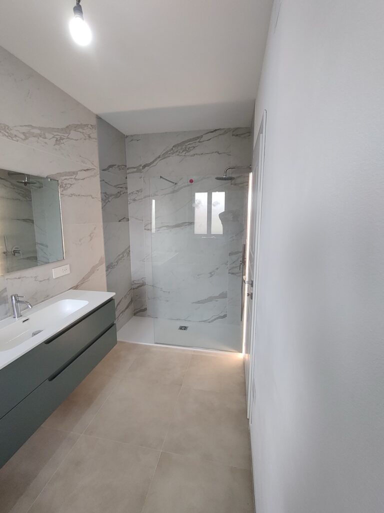 Quanto costa rifare il bagno chiavi in mano a Torino? Guida ai prezzi 2026